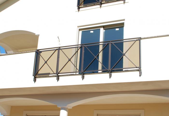 Facciata Residenziale Ringhiere Infissi Alluminio
