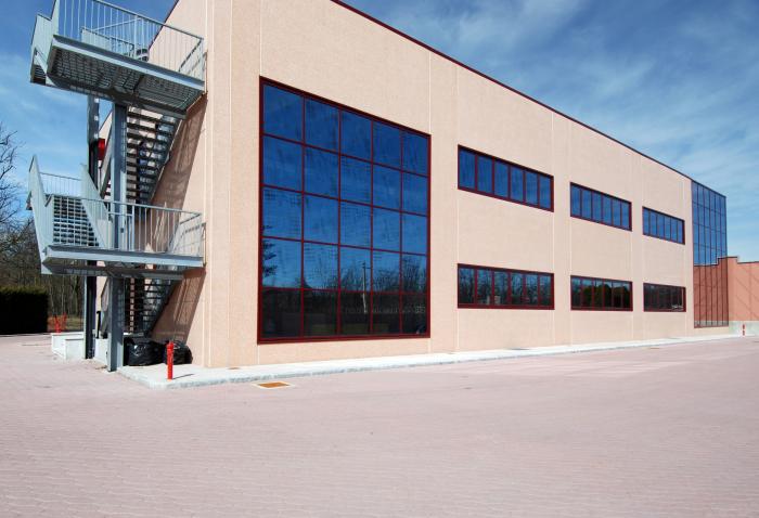 Facciata Alluminio Rosso